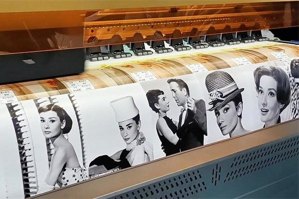 Tecnologia de jato de tinta UV